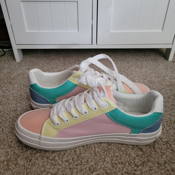 Women's Rocket Dog Retro Colorful Canvas Sneakers, Size 8 - Picture 5 of 9